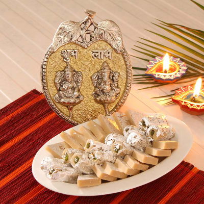 Laxmi Ganesha Wall Hanging with Kaju Katli & Pista Roll: Gift/Send ...