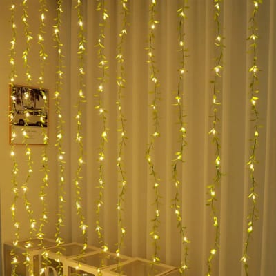 Leaf Curtain LED String Lights