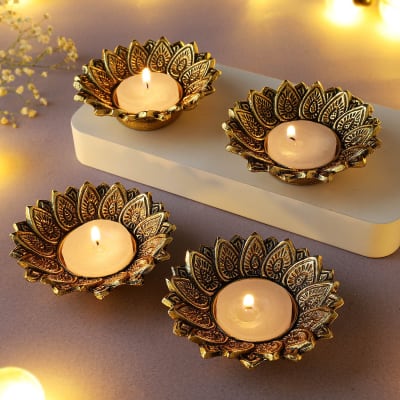 Lotus Metal T-Light Holders With T-Lights (Set of 4+4)