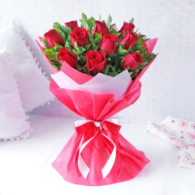 Buy/Send Mesmerising Red Roses Bouquet Online | IGP | HD1132016