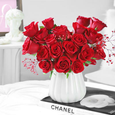 Send My Love is Red Online, Same Day Delivery in UAE | IGP | JVS1260555