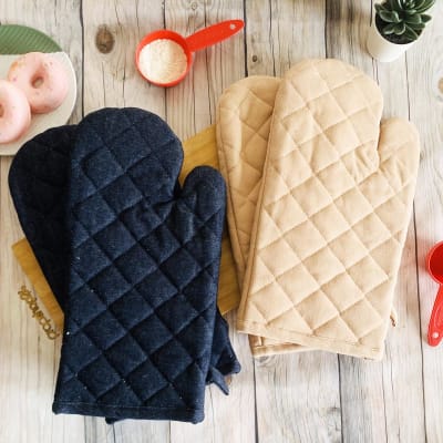 Buy/Send Oven Mitts Online | IGP | JVS1218657