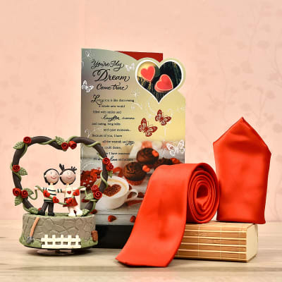 valentines hamper for him