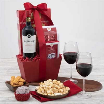 Royal Red Wine and More Gift Basket  Winniin