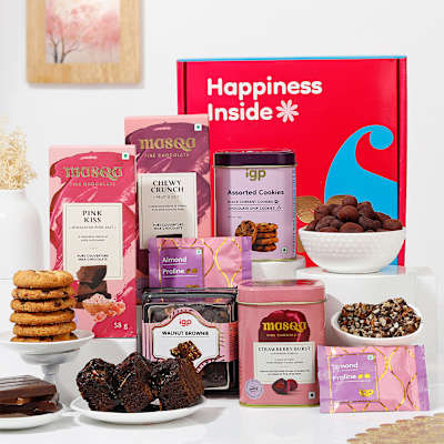 Sweet Sensations Treats-Packed Hamper