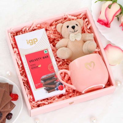 Sweet Serenade Hamper For Her