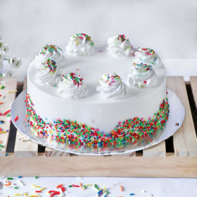 Order Vanilla Cake With Rainbow Sprinkles Half Kg Online At Best Price Free Delivery Igp Cakes